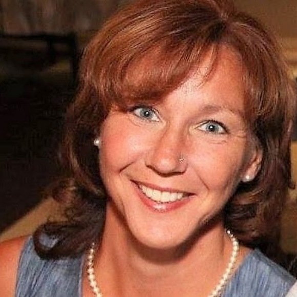 Meet your Posher, Karen - Picture 1 of 1